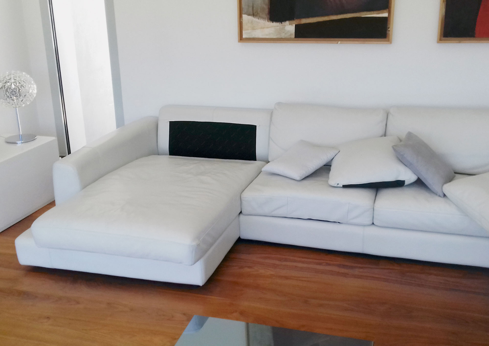 Rivestimento in pelle per divano